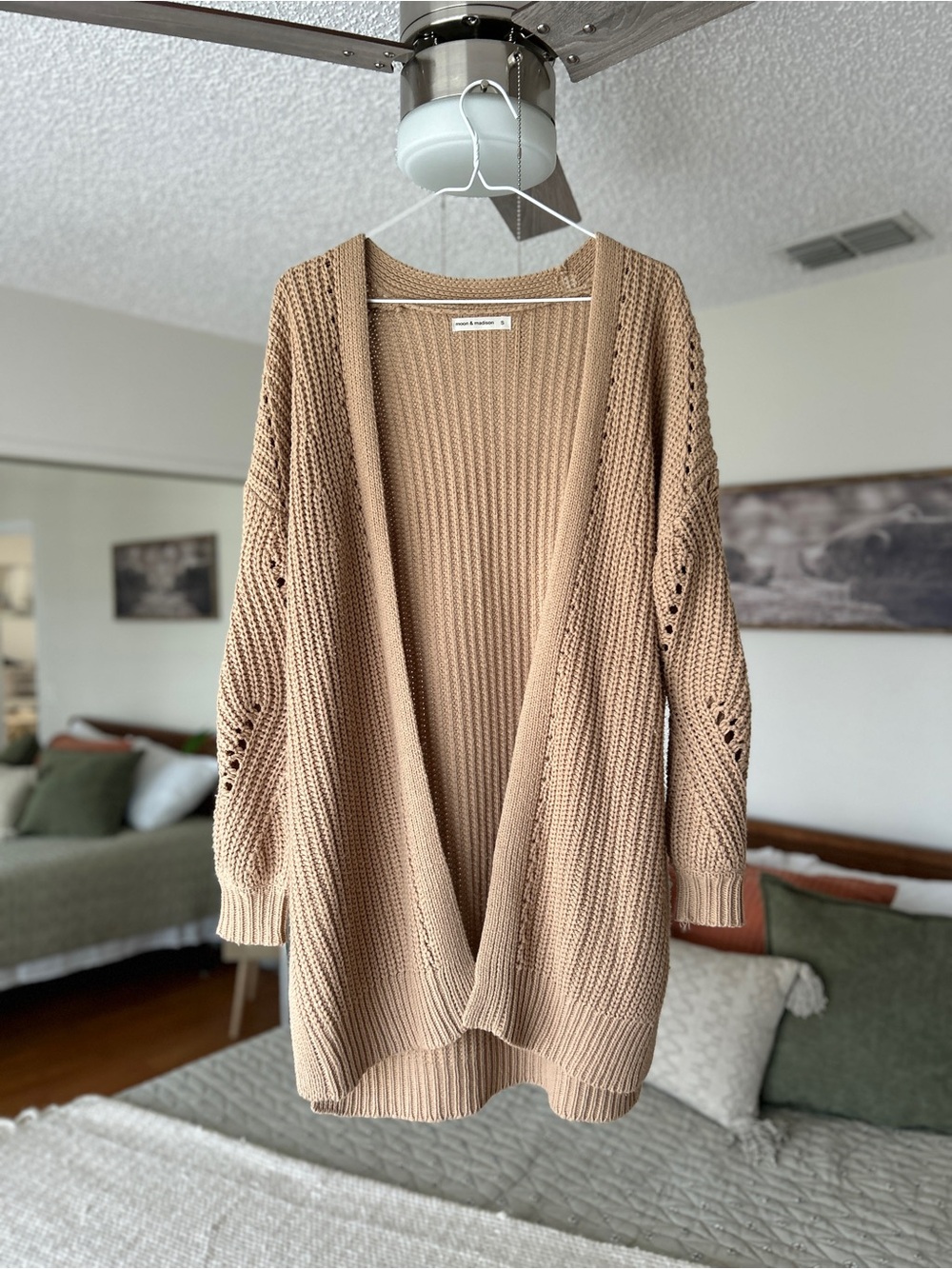 Lightweight Open-Front Knit Cardigan in Beige